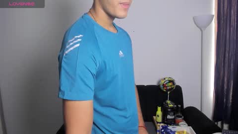 Dylan  independent model  online show from March 11, 2026, 1:39 pm