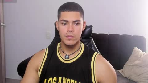 Dylan  independent model  online show from April 1, 2026, 2:14 pm