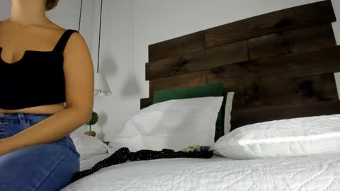 Snapshot of iamgabriela_ chatting on January 17, 2025, 12:21 pm Gabriela online show from January 17, 2025, 12:21 pm