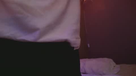 Snapshot of iamhereandnow chatting on October 3, 2025, 8:22 am iamhereandnow online show from October 3, 2025, 8:22 am