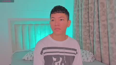 Juliiiiian online show from January 21, 2025, 11:13 am