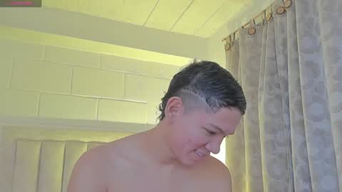 Juliiiiian online show from February 6, 2025, 11:10 am