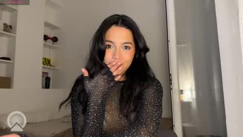 Snapshot of iamjulietaaa chatting on May 16, 2026, 8:18 pm Julieta online show from May 16, 2026, 8:18 pm