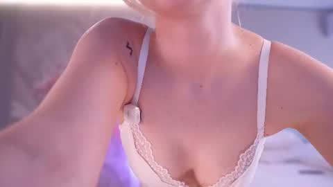 Nina  online show from June 28, 2026, 3:29 pm