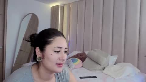 Nyxy online show from December 15, 2025, 3:05 pm