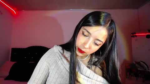 Snapshot of iamroxanne chatting on December 2, 2024, 2:20 am Camila online show from December 2, 2024, 2:20 am