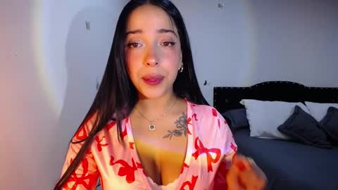 Snapshot of iamroxanne chatting on September 12, 2025, 3:50 am Camila online show from September 12, 2025, 3:50 am