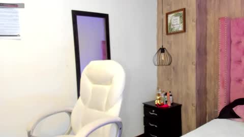 iamsheiila online show from October 29, 2025, 8:54 pm