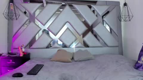 iamsheiila online show from November 2, 2025, 8:11 pm