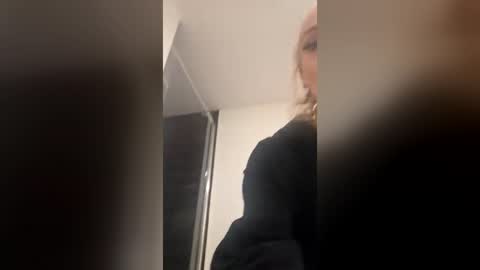 Snapshot of iamstephc chatting on July 10, 2026, 10:40 am iamstephc online show from July 10, 2026, 10:40 am