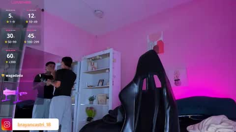 IAN CASTILLO online show from October 29, 2025, 11:23 am