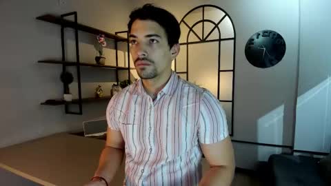 Ian Davis online show from September 26, 2025, 11:36 am