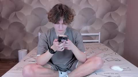 Ian Flor online show from March 13, 2026, 3:40 pm