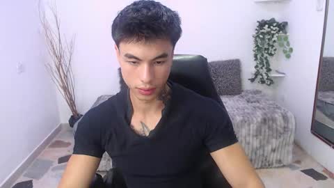 Snapshot of ian_west chatting on February 9, 2026, 11:47 am Ian online show from February 9, 2026, 11:47 am