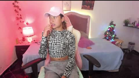 Snapshot of ian_x69 chatting on December 6, 2024, 1:18 am IAN online show from December 6, 2024, 1:18 am