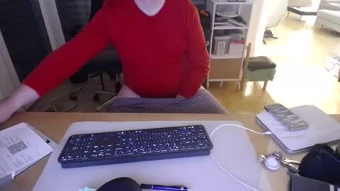 iandy12 online show from April 16, 2026, 9:50 pm