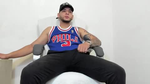 Snapshot of iandygrasso chatting on February 5, 2025, 12:06 pm iandygrasso online show from February 5, 2025, 12:06 pm