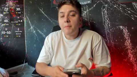 ian online show from October 25, 2025, 9:53 pm