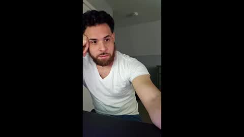 Snapshot of icarra413 chatting on April 18, 2026, 3:05 pm icarra413 online show from April 18, 2026, 3:05 pm