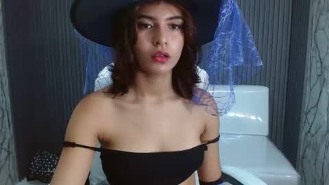 Snapshot of ice_199 chatting on October 31, 2025, 9:05 pm ice_199 online show from October 31, 2025, 9:05 pm