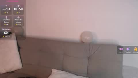 Snapshot of ice_y_abigail chatting on September 23, 2025, 11:57 am ice_y_abigail online show from September 23, 2025, 11:57 am