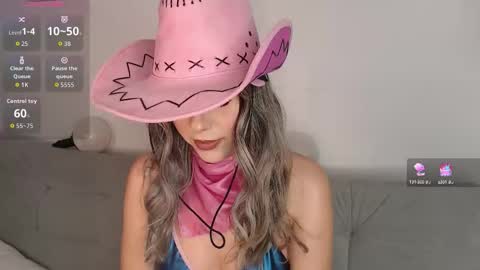 Snapshot of ice_y_abigail chatting on September 24, 2025, 12:30 pm ice_y_abigail online show from September 24, 2025, 12:30 pm