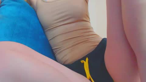 Snapshot of icebaby16 chatting on December 11, 2024, 11:19 am Ice online show from December 11, 2024, 11:19 am