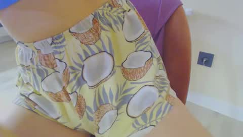 Snapshot of icebaby16 chatting on December 18, 2024, 10:02 pm Ice online show from December 18, 2024, 10:02 pm