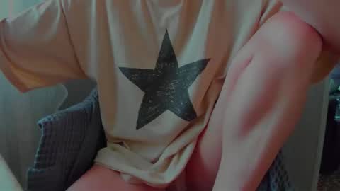 Snapshot of icebaby16 chatting on October 16, 2025, 6:36 am Ice online show from October 16, 2025, 6:36 am