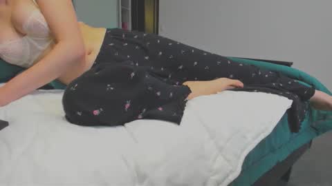 Ice online show from February 9, 2026, 6:39 am