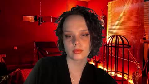 Nina online show from December 5, 2025, 2:20 am