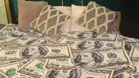 Danielle online show from April 16, 2026, 1:01 pm