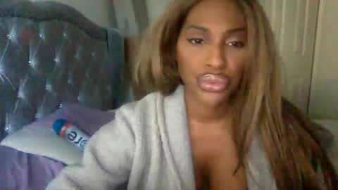 icedcoffeex online show from February 5, 2025, 12:20 am