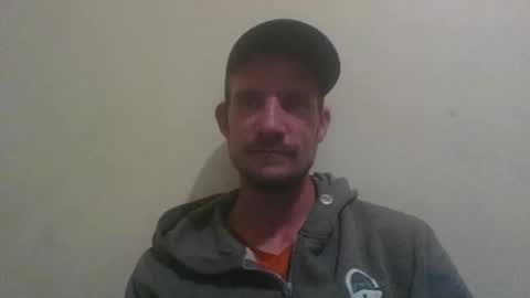 icetwerller online show from November 11, 2025, 3:39 am