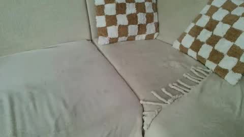 SnowTiger online show from October 31, 2025, 8:59 am