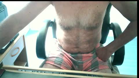 Snapshot of icumalot4you chatting on July 1, 2026, 8:05 am icumalot4you online show from July 1, 2026, 8:05 am