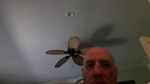 Snapshot of icumming chatting on June 7, 2026, 2:21 pm icumming online show from June 7, 2026, 2:21 pm