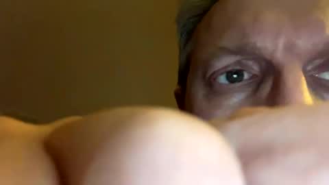 icums4u online show from December 3, 2024, 4:39 pm