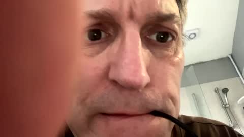 icums4u online show from January 13, 2025, 12:35 pm