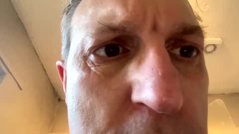 icums4u online show from February 27, 2025, 3:15 pm