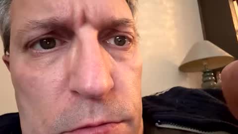 icums4u online show from October 15, 2025, 3:01 pm