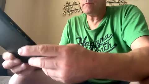 Snapshot of icums4u chatting on July 27, 2026, 1:29 pm icums4u online show from July 27, 2026, 1:29 pm