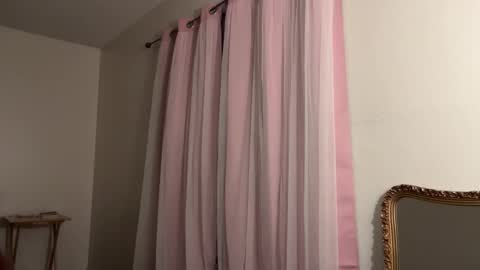 icyalexandra20 online show from April 20, 2026, 4:59 am