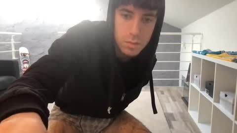 icyninesix online show from December 25, 2024, 12:47 pm