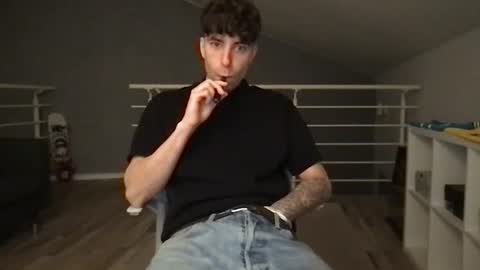 icyninesix online show from January 15, 2025, 8:16 pm