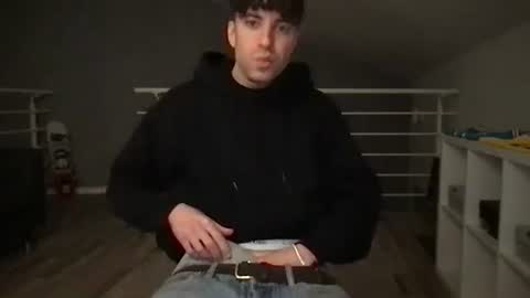 icyninesix online show from January 17, 2025, 2:18 am