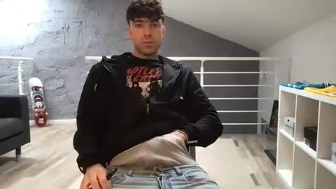 icyninesix online show from January 25, 2025, 11:55 am