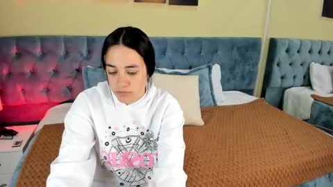 Icy online show from January 26, 2025, 1:25 pm