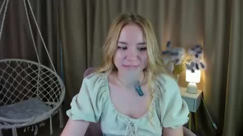 Snapshot of ida_lewiss chatting on June 25, 2026, 5:34 am Ida online show from June 25, 2026, 5:34 am