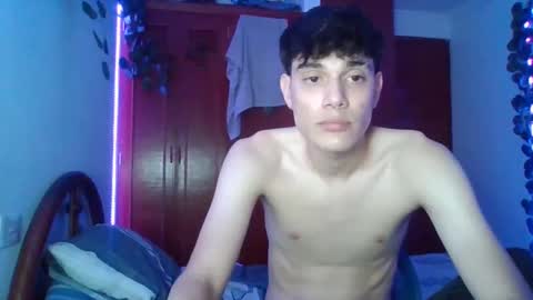 idk_skinny67 online show from September 22, 2025, 2:57 am